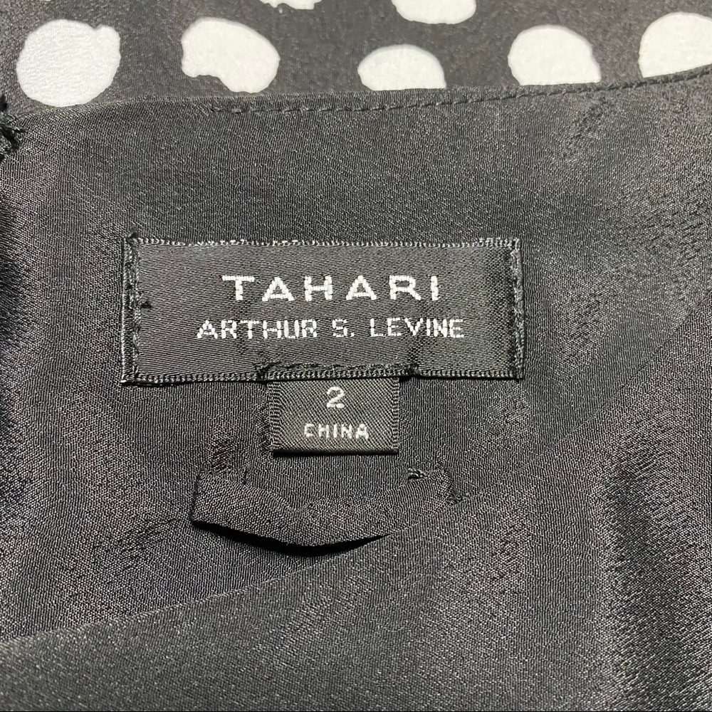 Tahari Arthur S Levine Shift Dress Size 2 Black White Dots Long Sleeve Lined - Picture 3 of 5